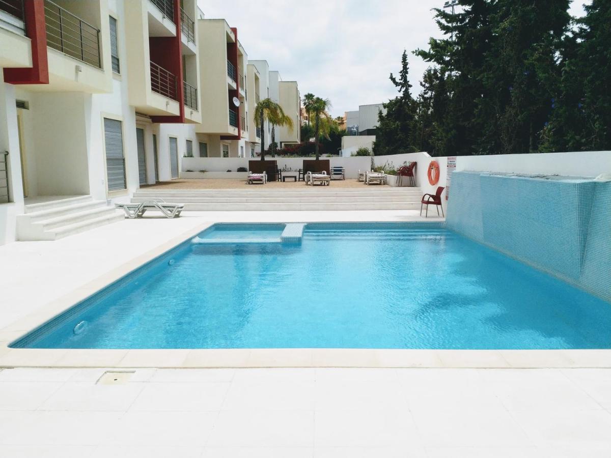 Apartamento T2 Eucalipto 2A Olhos de Agua  Bagian luar foto
