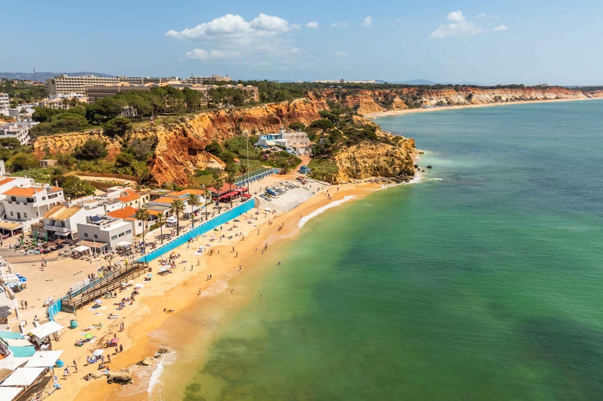 Apartamento T2 Eucalipto 2A Olhos de Agua  Bagian luar foto