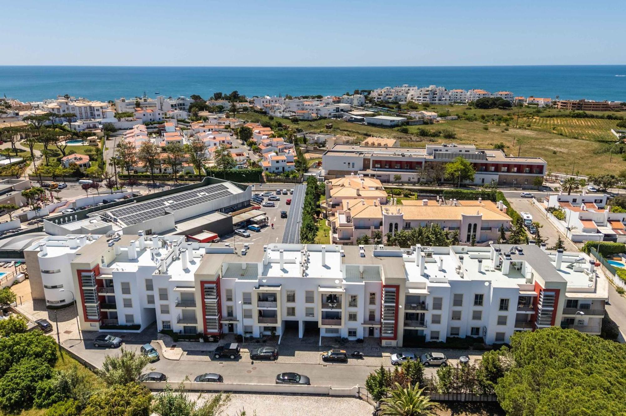 Apartamento T2 Eucalipto 2A Olhos de Agua  Bagian luar foto
